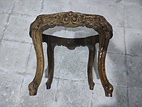 Antika Aslan başlı sehpa takimi