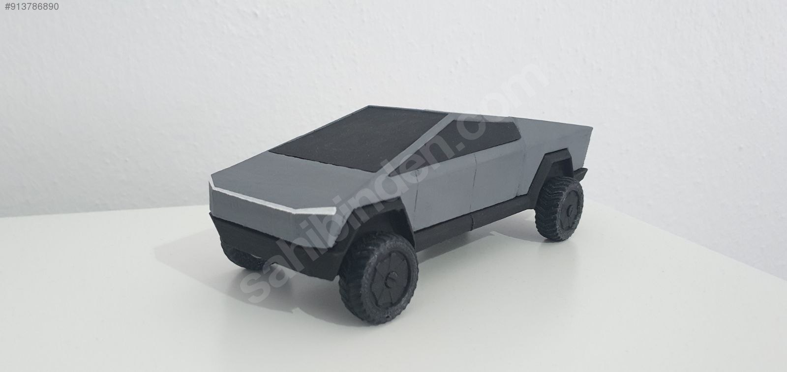 TESLA CYBERTRUCK MODEL EL YAPIMI - Plastik Kara Aracı Maket Alışverişte