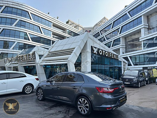 OTOFENİX 2023 MEGANE 1.3 TCe ICON EDC HATASIZ 16.934 KM