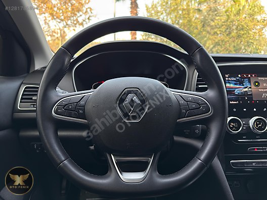 OTOFENİX 2023 MEGANE 1.3 TCe ICON EDC HATASIZ 16.934 KM