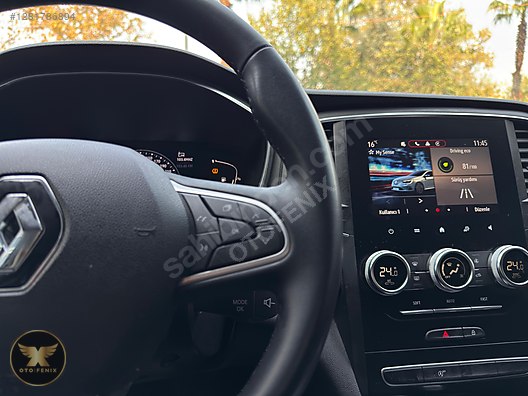 OTOFENİX 2023 MEGANE 1.3 TCe ICON EDC HATASIZ 16.934 KM