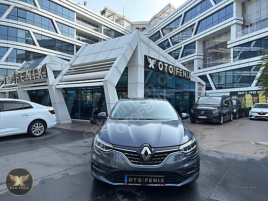 OTOFENİX 2023 MEGANE 1.3 TCe ICON EDC HATASIZ 16.934 KM