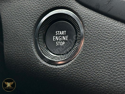 OTOFENİX 2023 MEGANE 1.3 TCe ICON EDC HATASIZ 16.934 KM