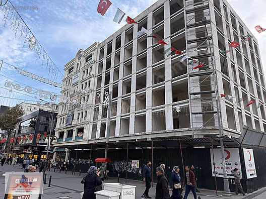 ÜMRANİYE ÇARŞI MERKEZDE SATILIK PLAZA KATI - 460 M2 -