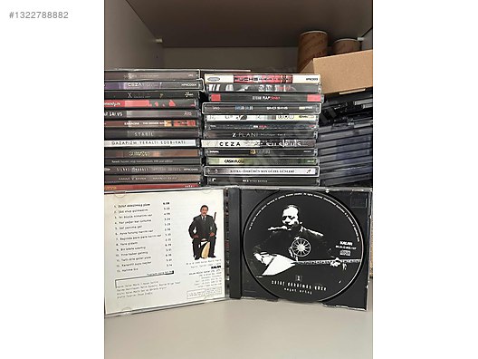 Neşet Ertaş Zülüf Dökülmüş Yüze İmzalı CD - Müzik CD leri