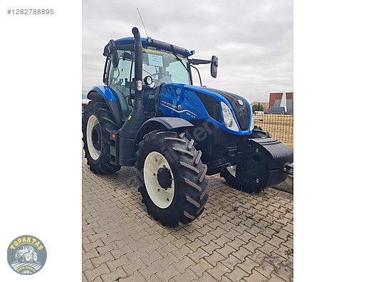 Machinery / Agricultural Machines / Tractors / New Holland / TR6.125S