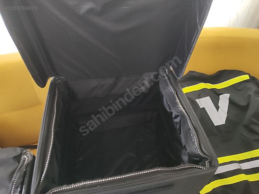 Used & Brand New Items / Home Decor / Arts & Crafts / Knitting / Clothing & Accessories