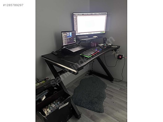 Used & Brand New Items / Gaming & Gamers Exclusive / Gaming Equipment / Gaming Desk