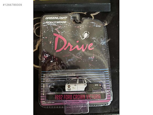 GreenLight Diecast Model 1:64 Ford Araba - 1266789309