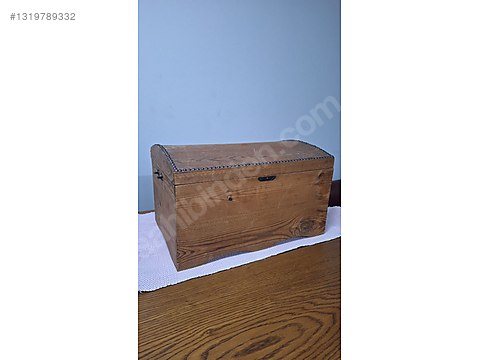 Auxiliary Products / Masif Ahşap Vintage Retro Orta Boy Sandık