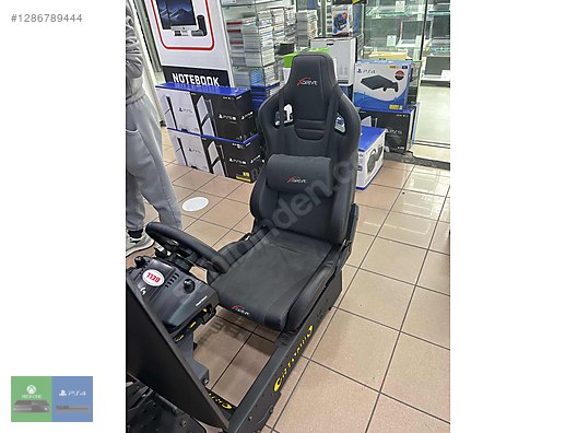 Used & Brand New Items / Gaming & Gamers Exclusive / Gaming Equipment / PC Game Racing Wheels