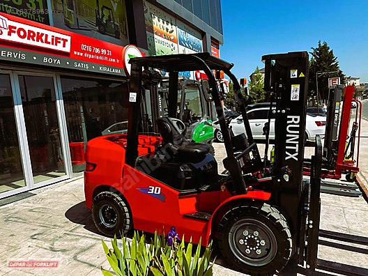 Machinery / Industrial / Carrying & Stacking Equipment / Forklifts / For Sale / Runtx