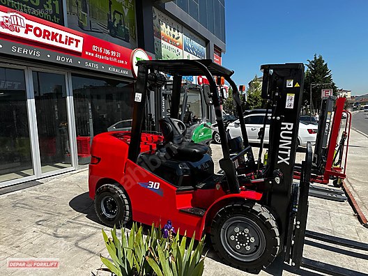 Machinery / Industrial / Carrying & Stacking Equipment / Forklifts / For Sale / Runtx