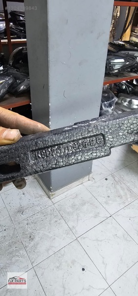 Land Rover Range Rover Tampon (Ön)