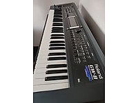 ROLAND GW-8 WORKSTATİON KEYBOARD