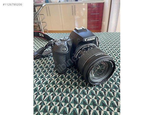 Canon EOS 250D (SL3) with 18-55mm f/3.5-5.6 III Lens 