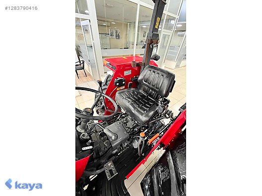 Machinery / Agricultural Machines / Tractors / Massey Ferguson / 2625