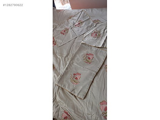 İkinci El ve Sıfır Alışveriş / Ev Dekorasyon / Ev Tekstili / Yatak Örtüsü