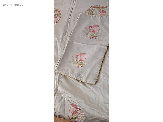 İkinci El ve Sıfır Alışveriş / Ev Dekorasyon / Ev Tekstili / Yatak Örtüsü