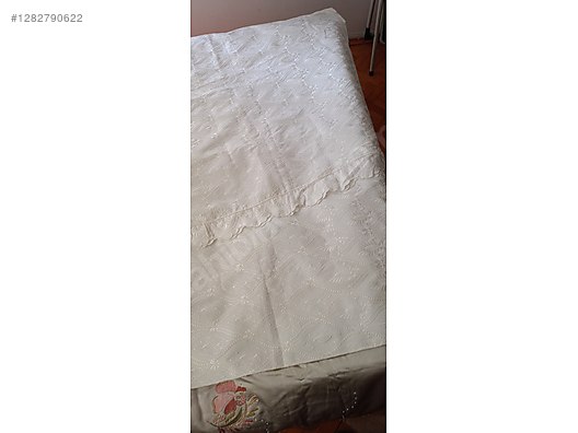 İkinci El ve Sıfır Alışveriş / Ev Dekorasyon / Ev Tekstili / Yatak Örtüsü