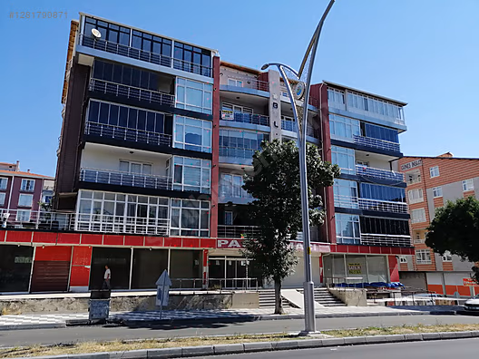 ATATÜRK CADDESİNDE 650 M2 SATILIK DÜKKAN #1281790871