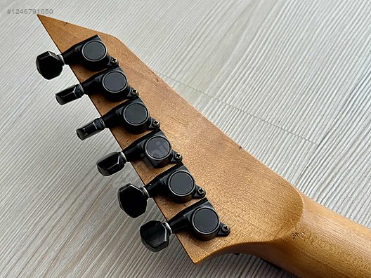 İkinci El ve Sıfır Alışveriş / Müzik / Müzik Aletleri / Telli Çalgılar / Gitar / Elektro