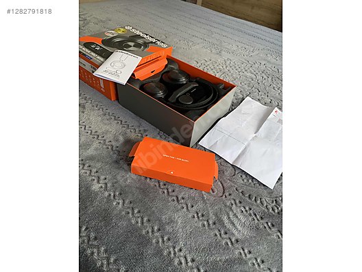 Used & Brand New Items / Computers / Peripherals / Headphones & Microphones