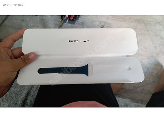 Used & Brand New Items / Cell Phones & Accessories / Wearable Technology / Smartwatch / Apple Watch