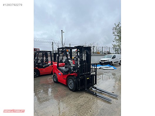 Machinery / Industrial / Carrying & Stacking Equipment / Forklifts / For Sale / Runtx