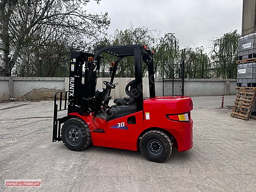 Machinery / Industrial / Carrying & Stacking Equipment / Forklifts / For Sale / Runtx