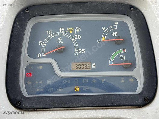 Machinery / Agricultural Machines / Tractors / New Holland / TT4.50