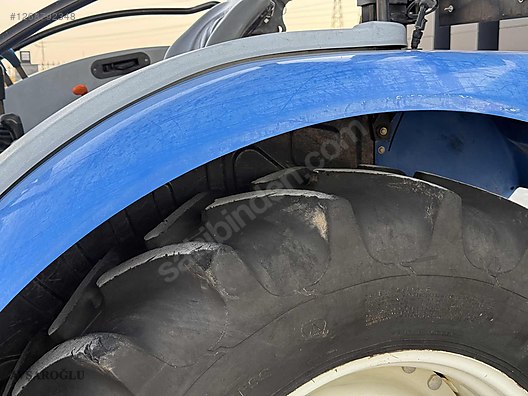 Machinery / Agricultural Machines / Tractors / New Holland / TT4.50