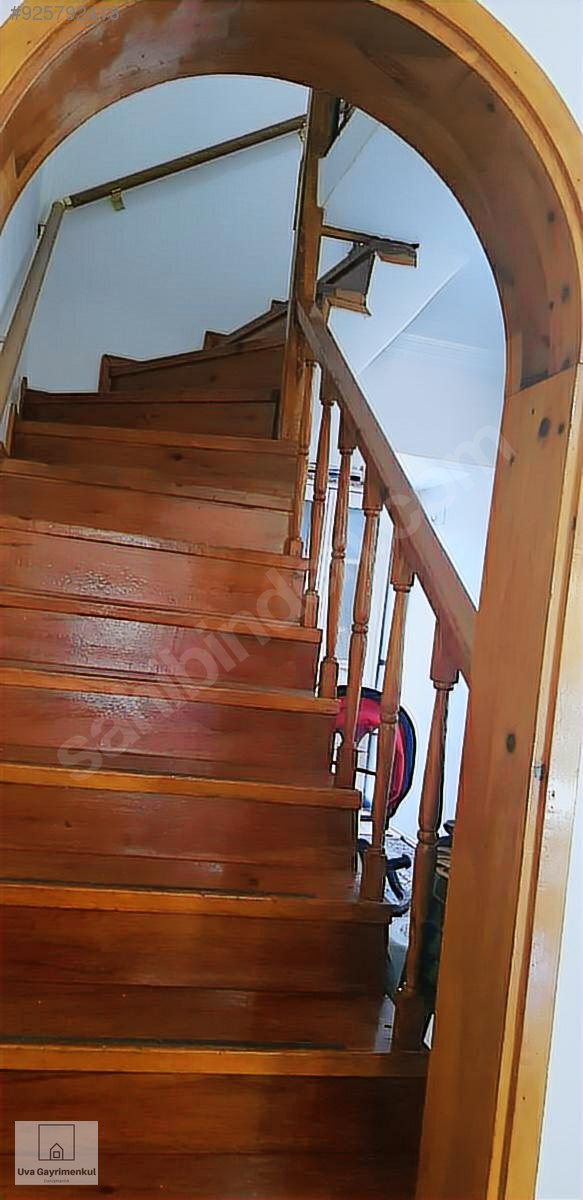 Denizli mah deniz manzarali mustakil tripleks ev. Satılık Villa