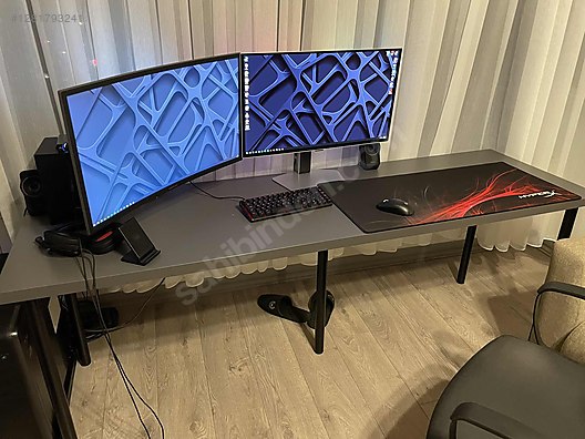 Used & Brand New Items / Gaming & Gamers Exclusive / Gaming Equipment / Gaming Desk