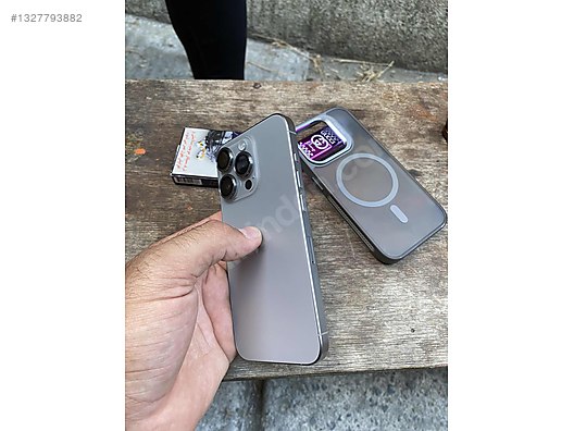 Apple / iPhone 15 Pro / TERTEMİZ ÇİZİKSİZ 15 PRO TR CİHAZ