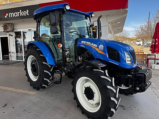 Machinery / Agricultural Machines / Tractors / New Holland / T4.75S