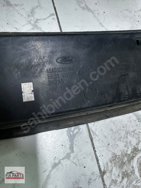 Ford Transit Ön Cam Izgarası