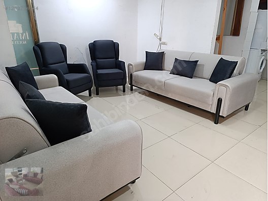 Used & Brand New Items / Home Decor / Furniture / Den & Living Room / Living Room Furniture