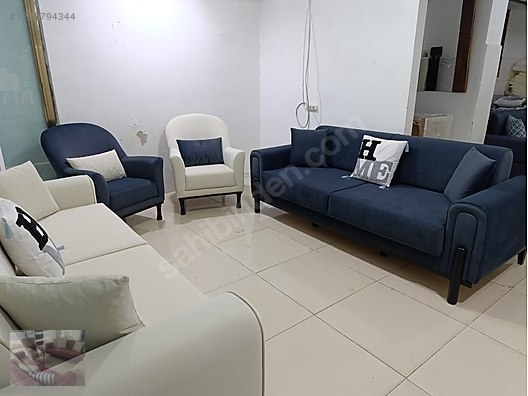 Used & Brand New Items / Home Decor / Furniture / Den & Living Room / Living Room Furniture