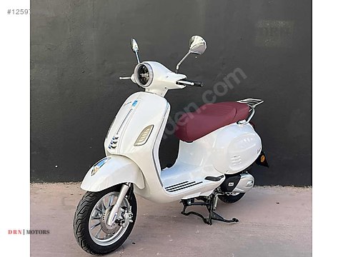 DRN MOTORS-BOYASIZ TRAMERSİZ VESPA LOGOLU 125 Cc