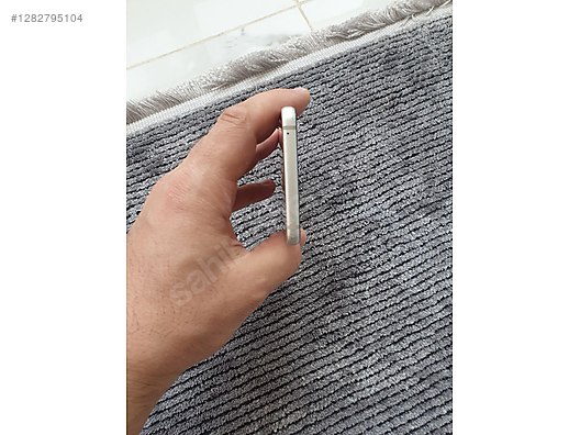 Used & Brand New Items / Cell Phones & Accessories / Cell Phones / Samsung / Galaxy A5 (2016)