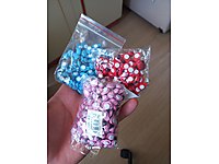 yapışkanlı uğur böceği süs toptan