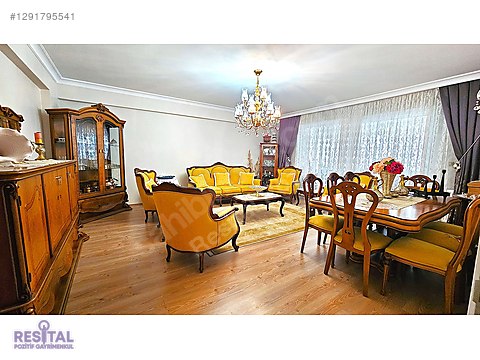 ÜÇEVLER - DEMİRCİ' DE SATILIK GENİŞ FERAH 3+1 DAİRE