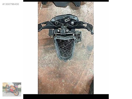 Havalandırma / KAWASAKİ ZX6 RAMAİR BORUSU KAFA DEMİRİ KOMPLE