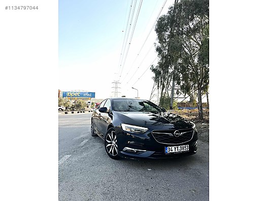 Used Opel Insignia ad : Year 2019, 106000 km