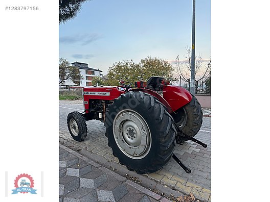 Machinery / Agricultural Machines / Tractors / Massey Ferguson / 240 S