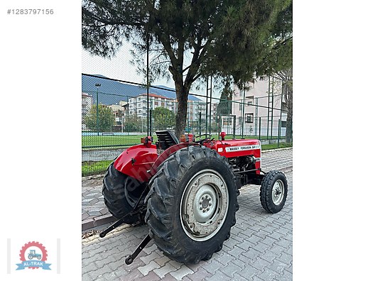 Machinery / Agricultural Machines / Tractors / Massey Ferguson / 240 S