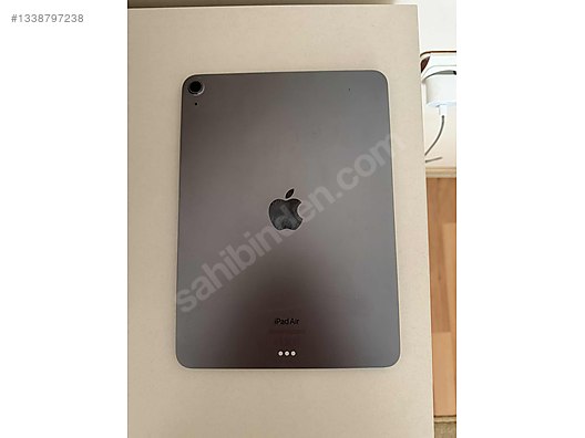 Apple iPad Air 5 64 GB Tablet - 1338797238