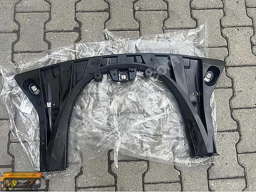 Cars & SUVs / Hatches & Bodywork / PORSCHE TAYCAN ÖN TAMPON ALT