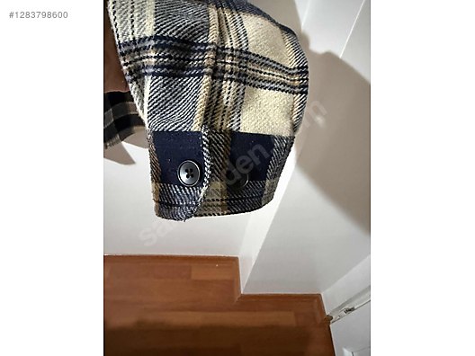 Used & Brand New Items / Clothing & Accessories / Men / Clothing / Shirts